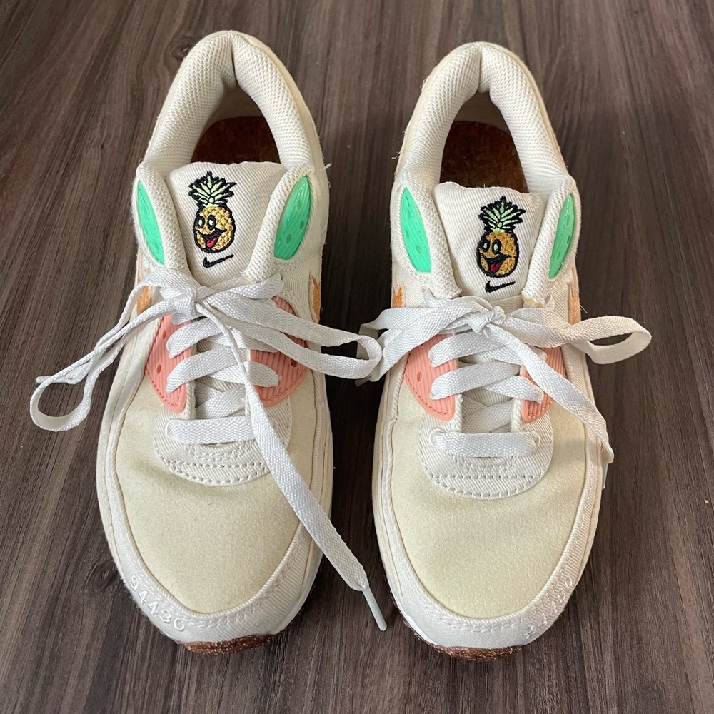 Women’s Nike Air Max 90 x Pineapple